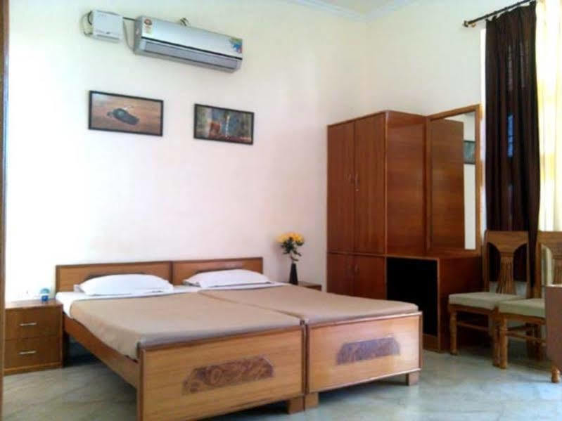 Ranthambhore Tiger Home Савай Мадхопур Екстериор снимка